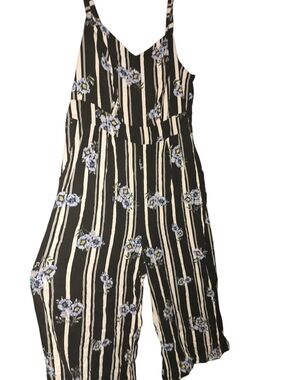 Torrid Challis Culotte Jumpsuit Size 1